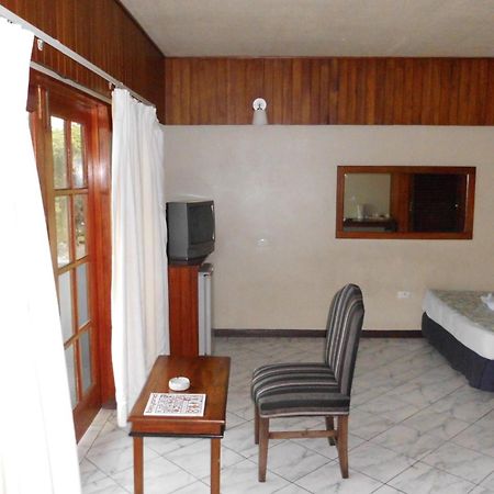 Southern Cross Hotel Suva Eksteriør billede
