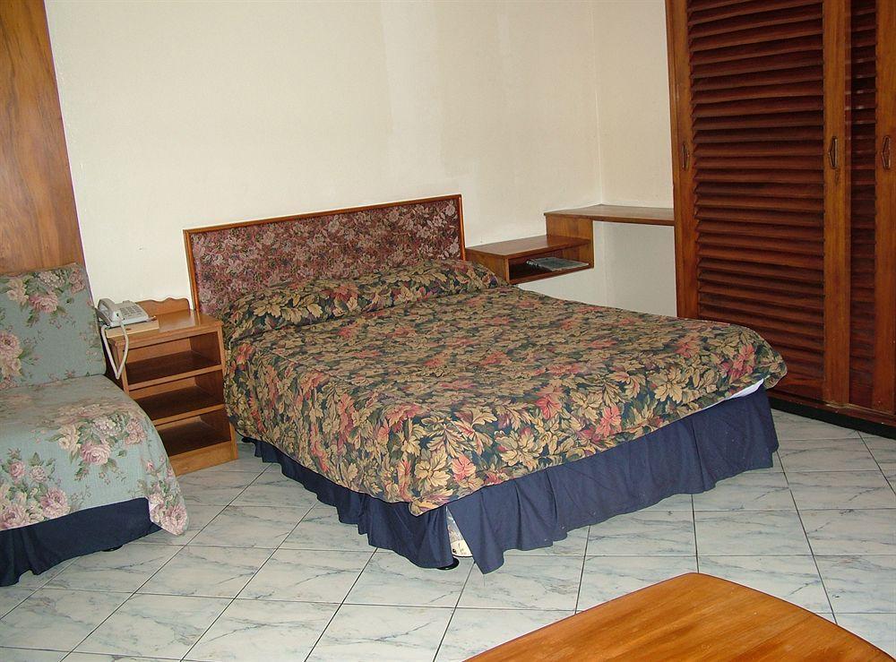 Southern Cross Hotel Suva Eksteriør billede
